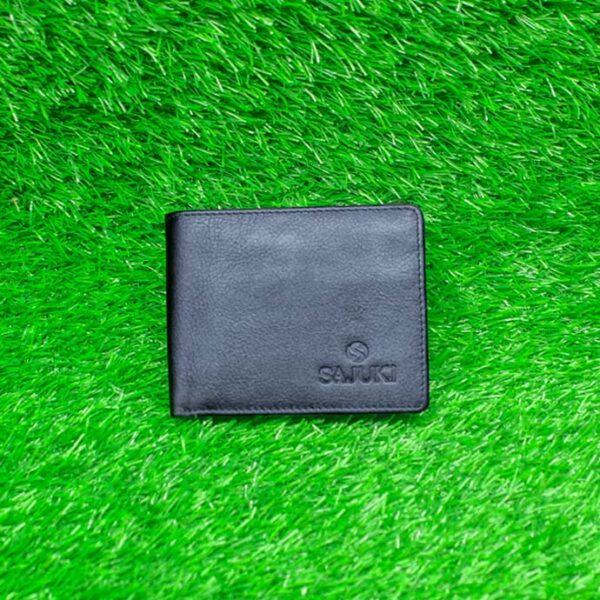 Classic Bifold Leather Wallet - Image 4