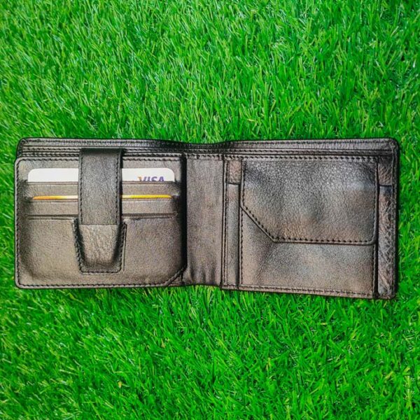 Classic Bifold Leather Wallet - Image 5